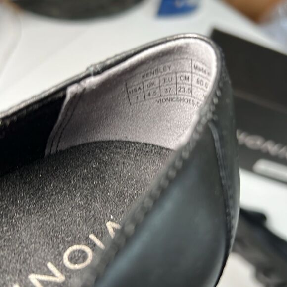 Vionic Kensley Women's Black Leather Loafer - Picture 6 of 6